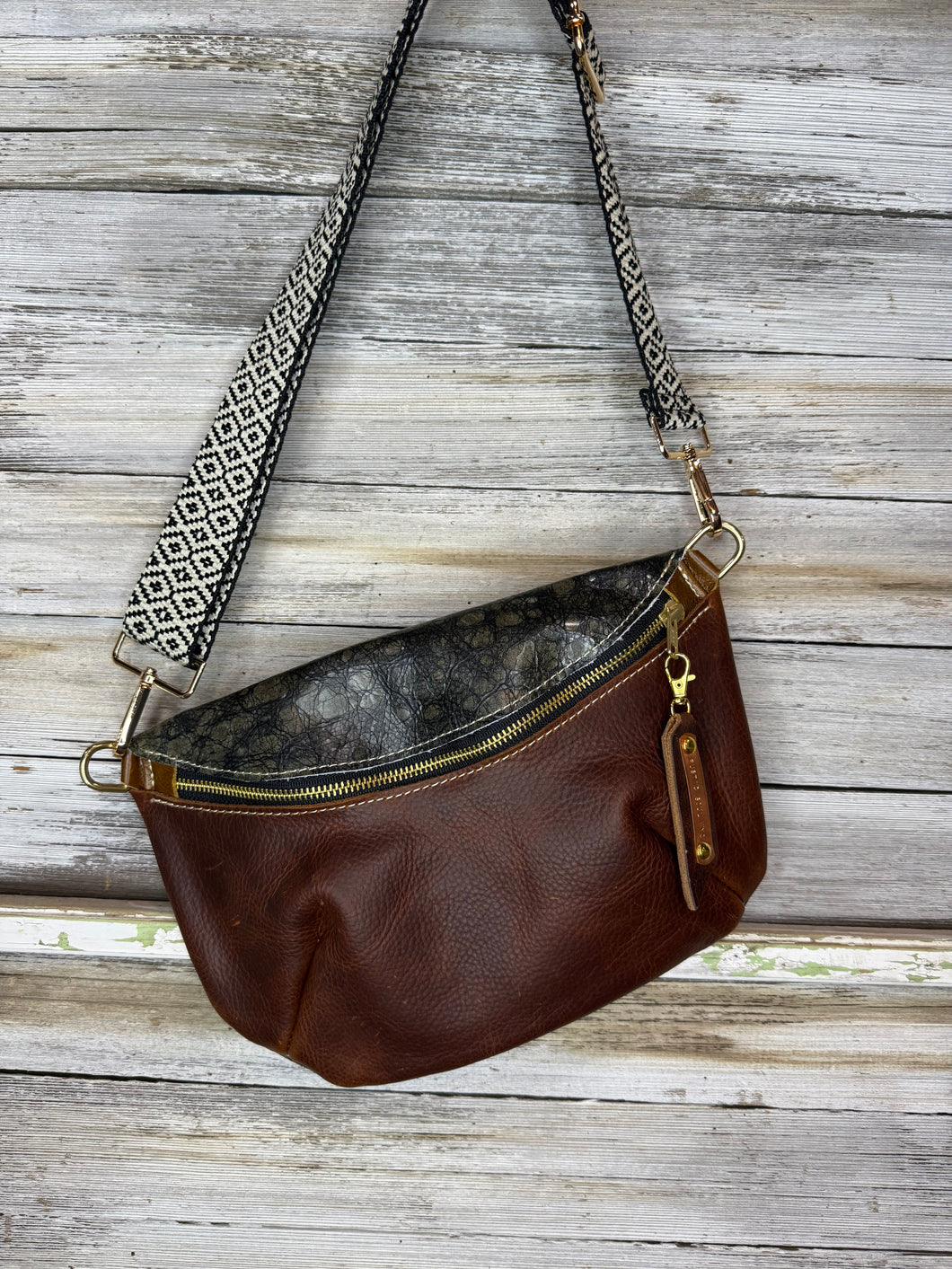 Classic Leather Frannie Bag