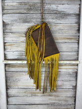 Load image into Gallery viewer, Buffalo Jessica Wristlet
