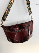 Load image into Gallery viewer, Tortoise Patent Leather Frannie XL
