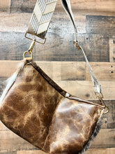 Load image into Gallery viewer, Cowhide and Leather Bumbag
