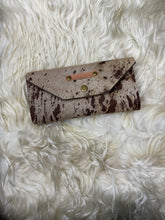 Load image into Gallery viewer, Chocolate Acid Washed Trifold Cowhide Wallet
