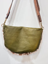 Load image into Gallery viewer, Green Frannie XL with Buckstitch Strap
