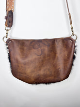 Load image into Gallery viewer, Frannie XL with Brand in Leather
