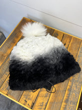 Load image into Gallery viewer, Hombre Genuine Rabbit Fur Hat Beanie
