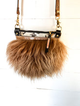 Load image into Gallery viewer, Golden Zebra Icelandic Sheep Bag
