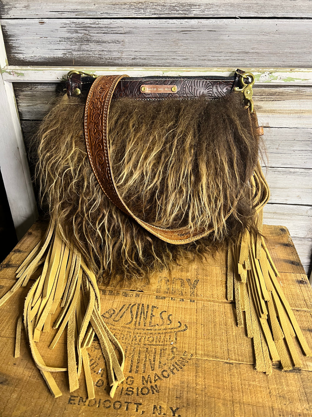 Brown Icelandic Sheephair Bag with Embossed leather