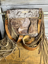 Load image into Gallery viewer, Boho Bighorn Cowhide Bag
