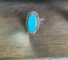 Load image into Gallery viewer, Vintage Turquoise and Sterling Silver Ring 9
